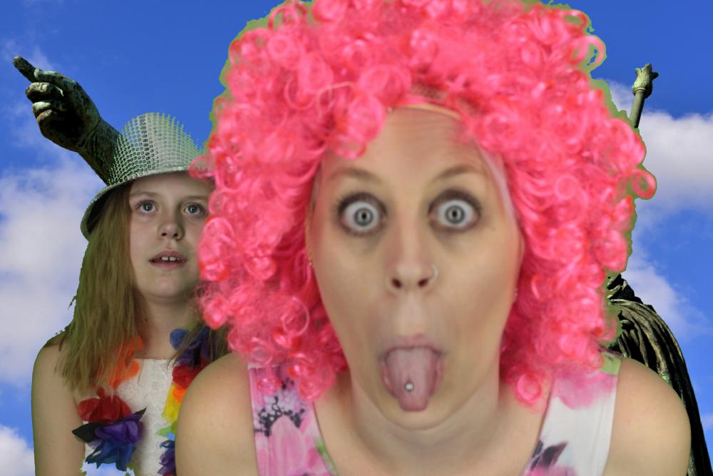 Mr & Mrs Davis | View more photos from the event at gallery.myphotoboothexperience.co.uk/u/MyPhotoBoothExperienceLtd/Mr-Mrs-Davis
